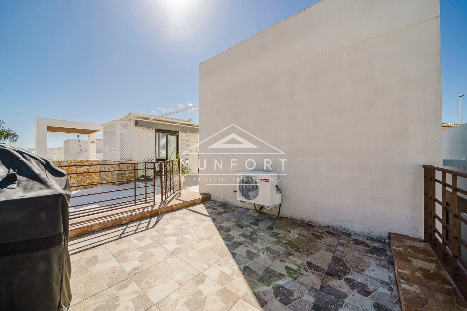 Herverkoop - Villa's -
Orihuela Costa - Lomas de Cabo Roig