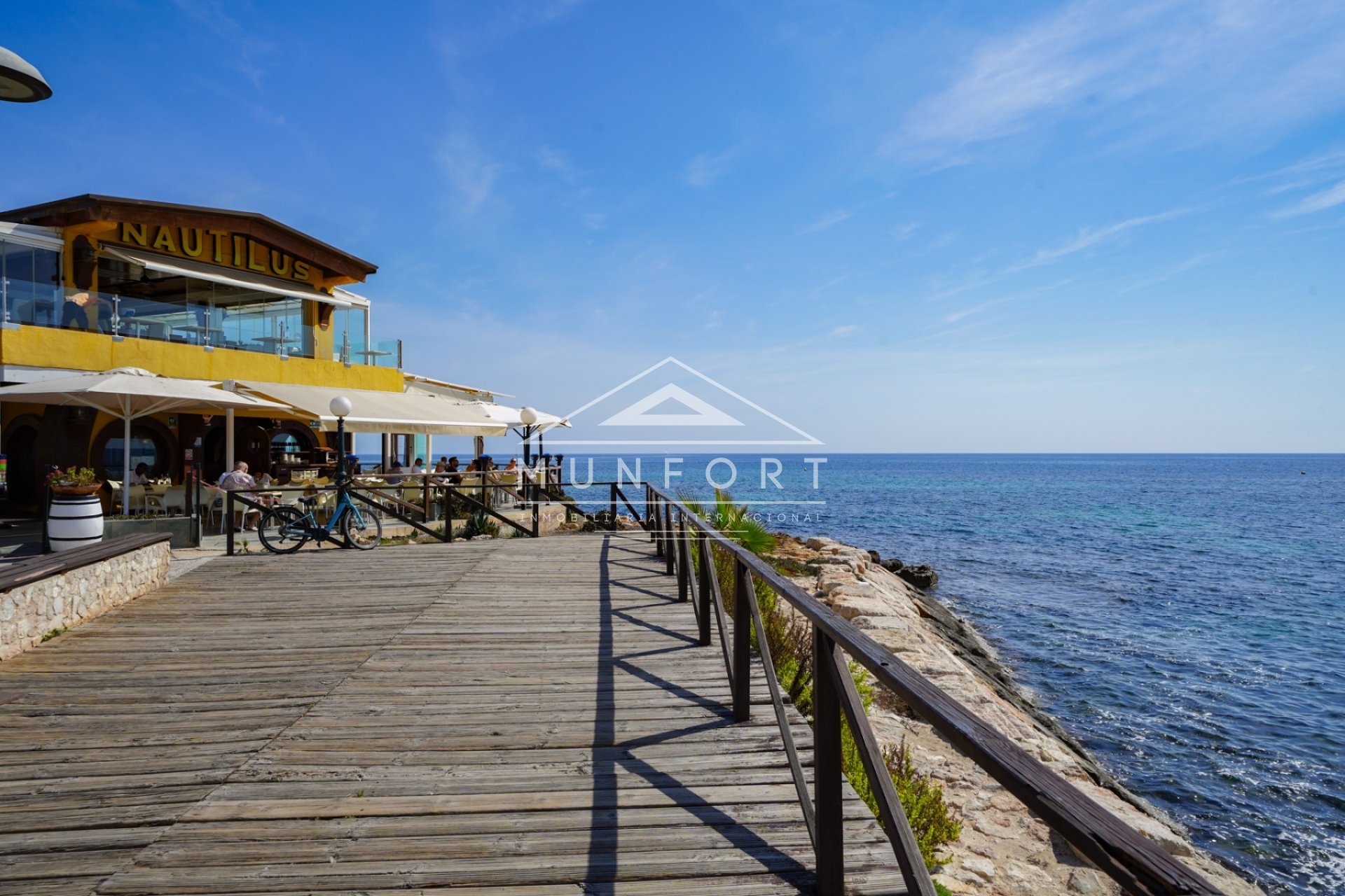 Herverkoop - Villa's -
Orihuela Costa - Punta Prima
