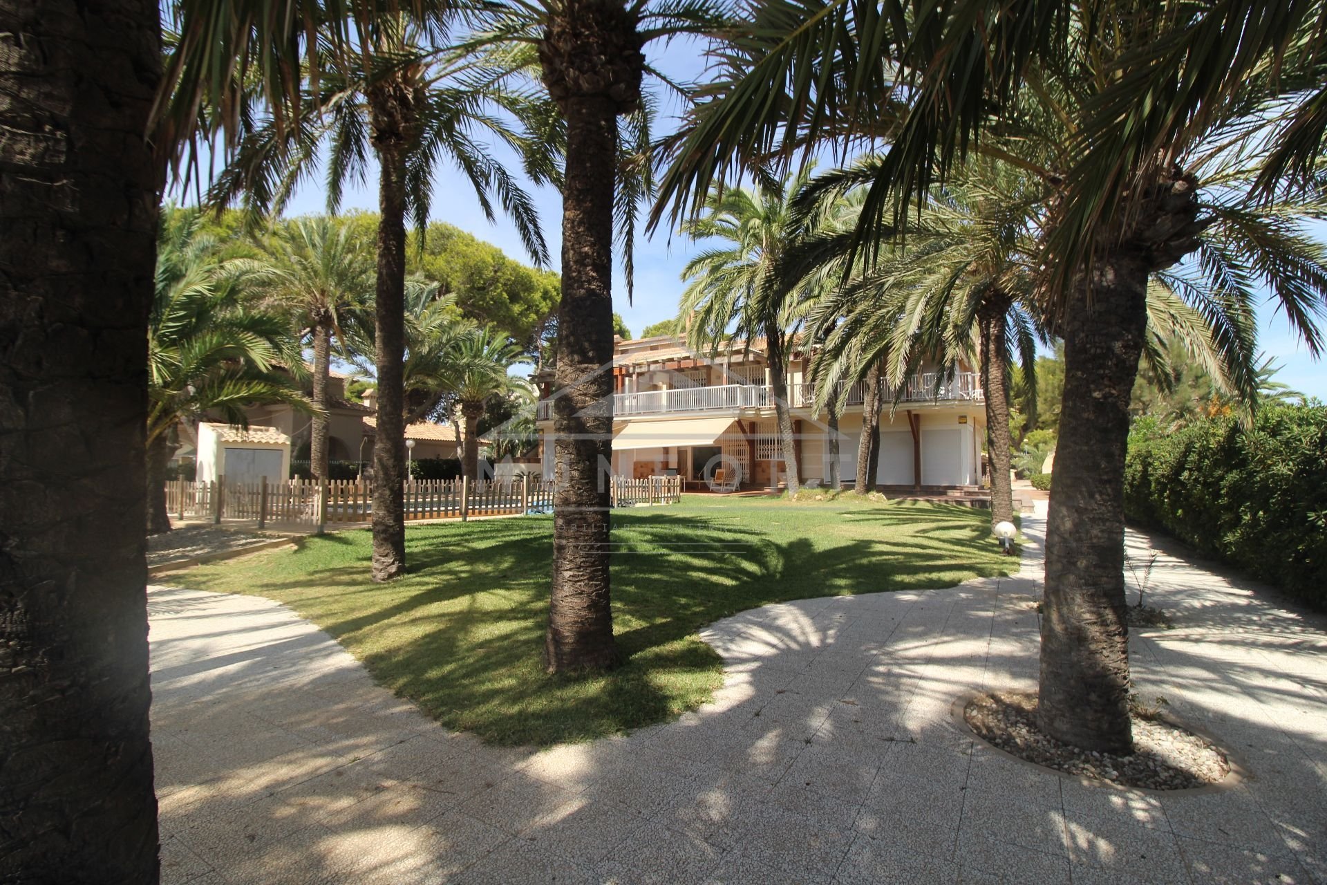 Herverkoop - Villa's -
Orihuela Costa - Punta Prima