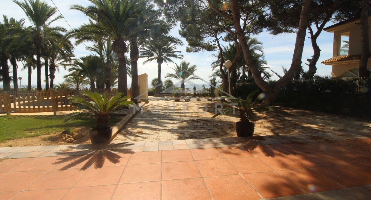 Herverkoop - Villa's -
Orihuela Costa - Punta Prima