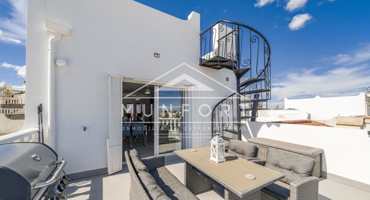Herverkoop - Villa's -
Orihuela Costa - Villamartín