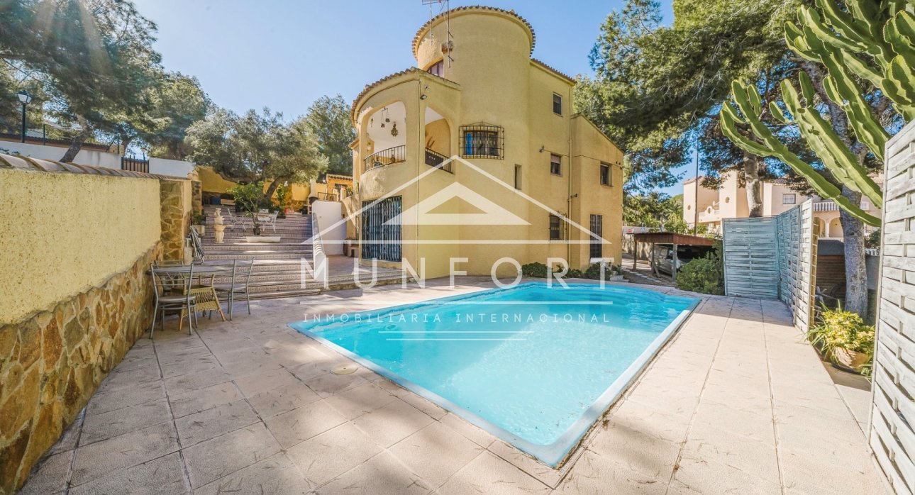 Herverkoop - Villa's -
Orihuela Costa - Villamartin