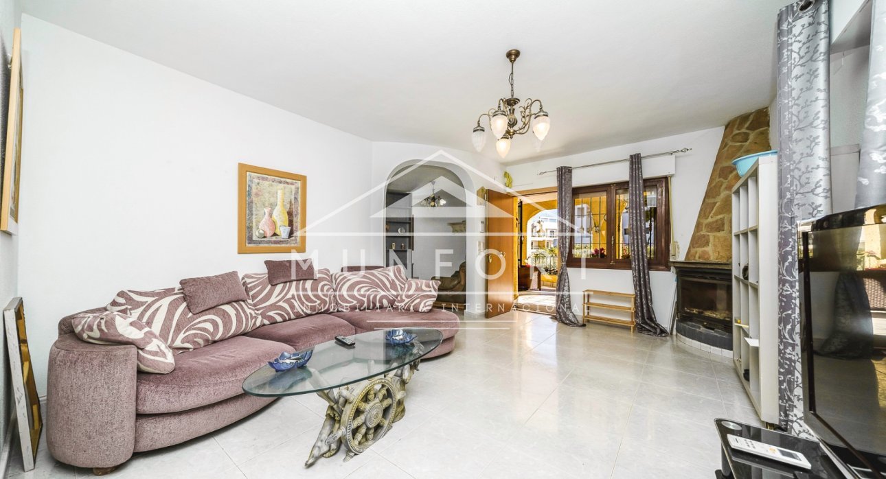 Herverkoop - Villa's -
Orihuela Costa - Villamartin