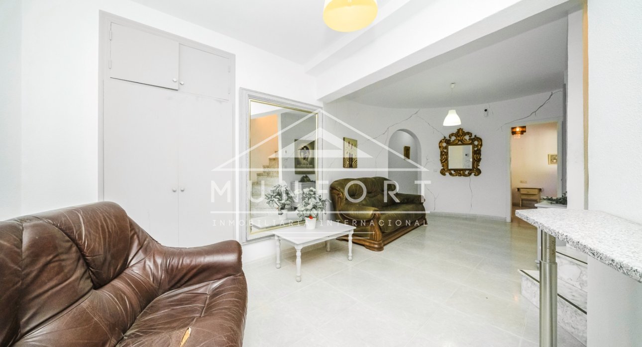 Herverkoop - Villa's -
Orihuela Costa - Villamartin