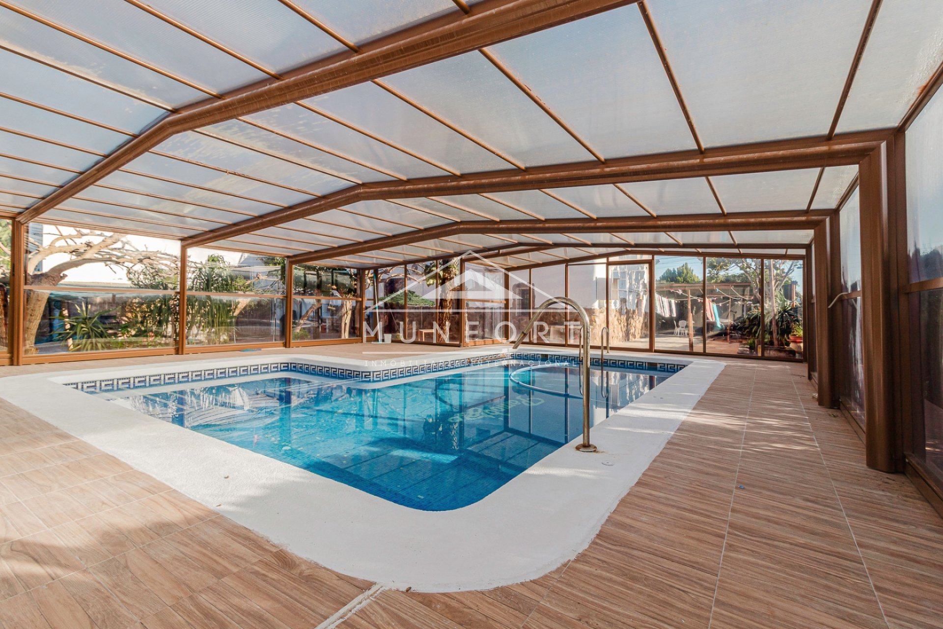 Herverkoop - Villa's -
Orihuela