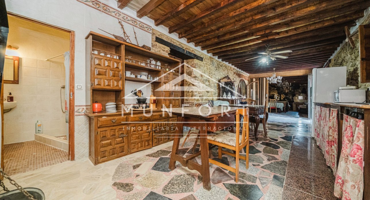 Herverkoop - Villa's -
Orihuela