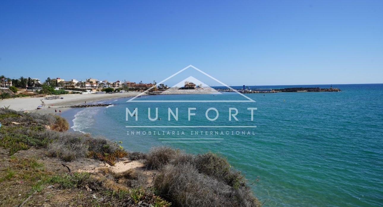 Herverkoop - Villa's -
Pilar de la Horadada - Torre de la Horadada