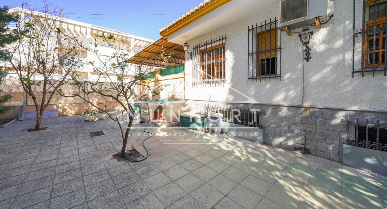 Herverkoop - Villa's -
Pilar de la Horadada