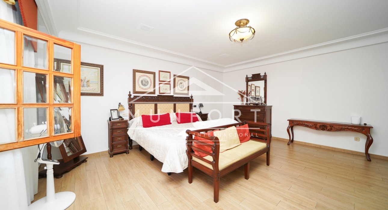 Herverkoop - Villa's -
Pilar de la Horadada