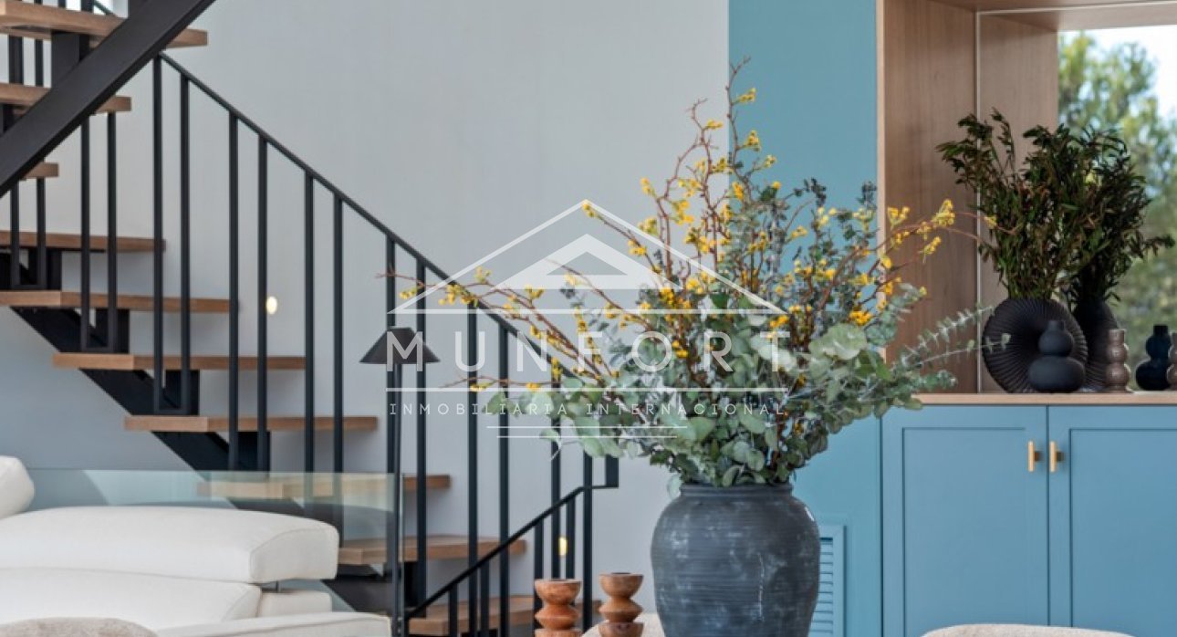 Herverkoop - Villa's -
Polop de La Marina 