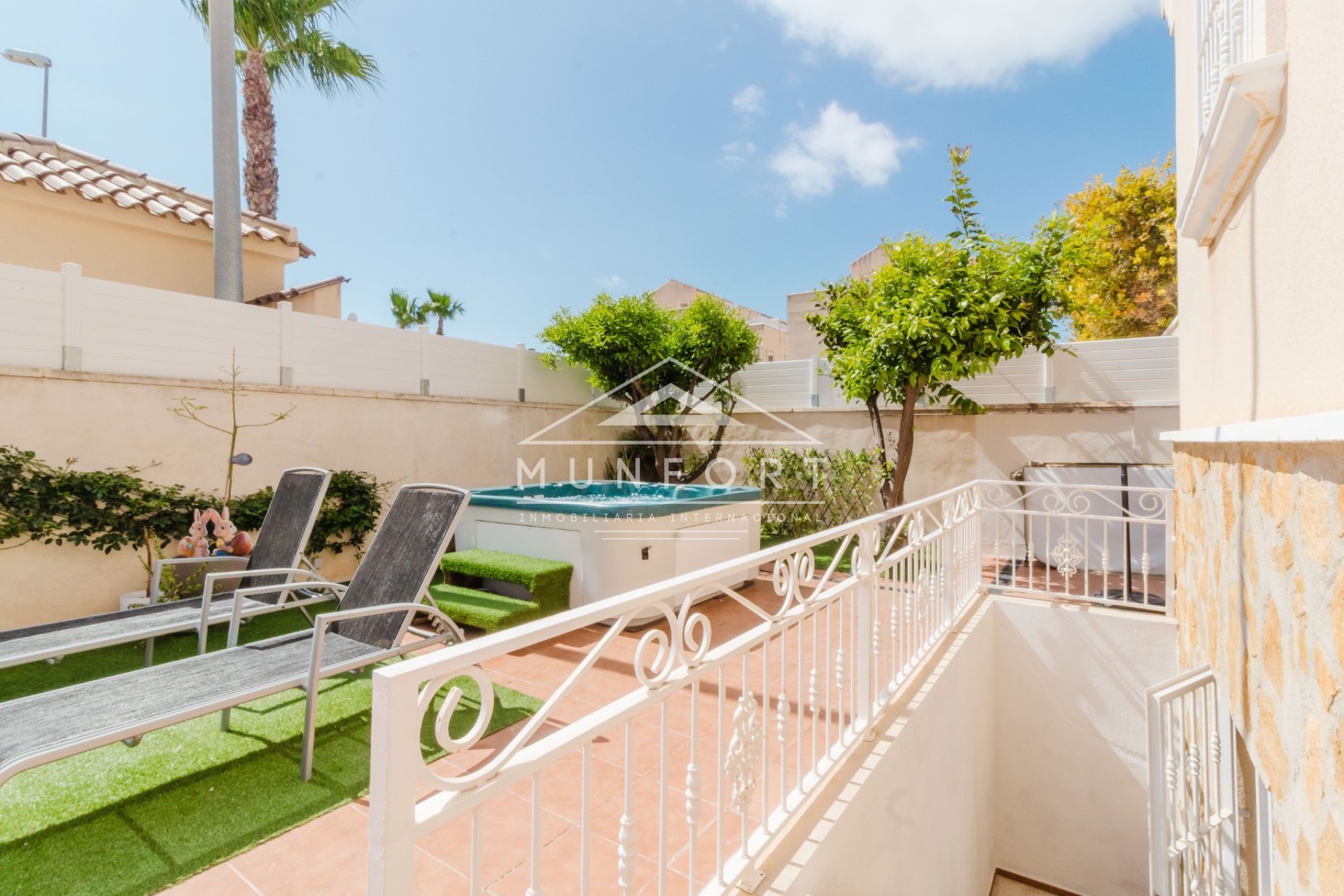 Herverkoop - Villa's -
Rojales - Ciudad Quesada