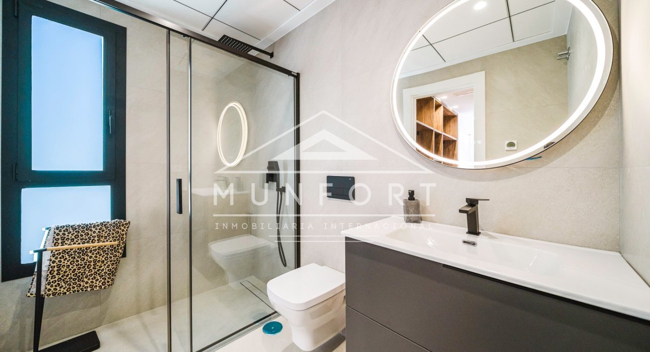 Herverkoop - Villa's -
Rojales