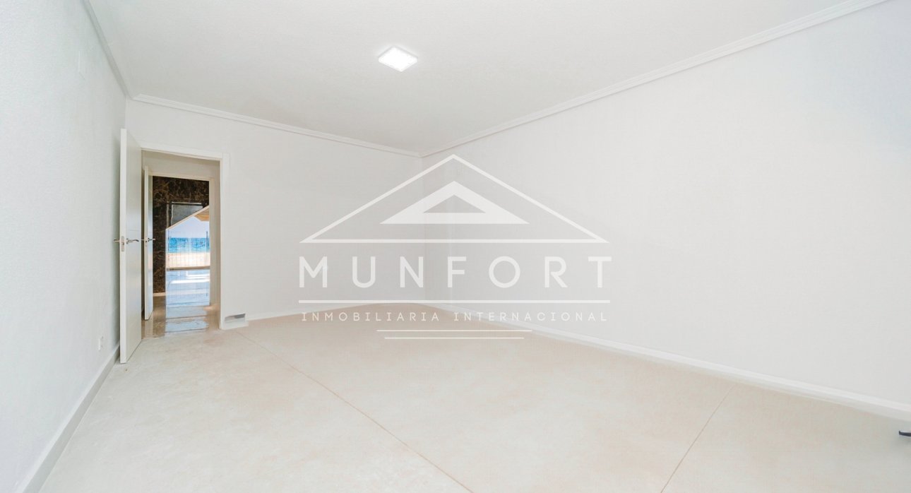 Herverkoop - Villa's -
San Javier - La Manga del Mar Menor