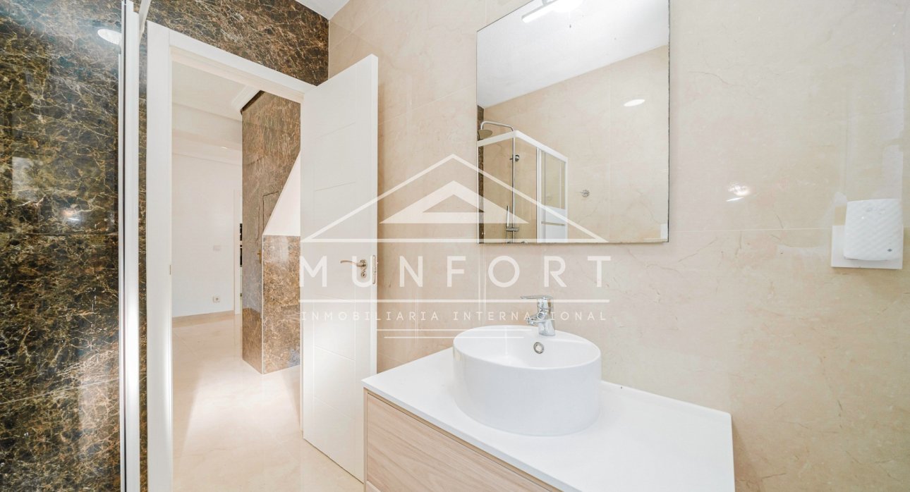 Herverkoop - Villa's -
San Javier - La Manga del Mar Menor