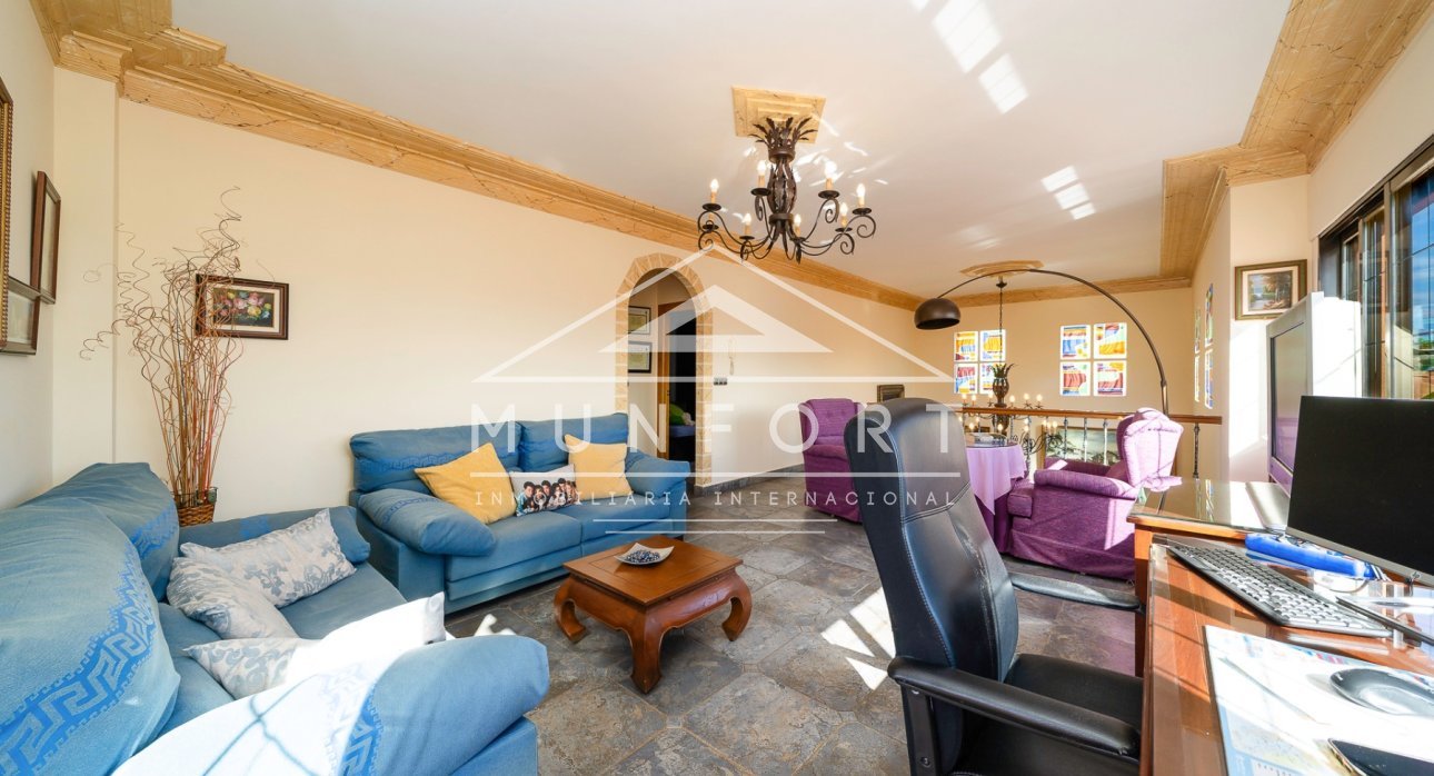 Herverkoop - Villa's -
San Javier