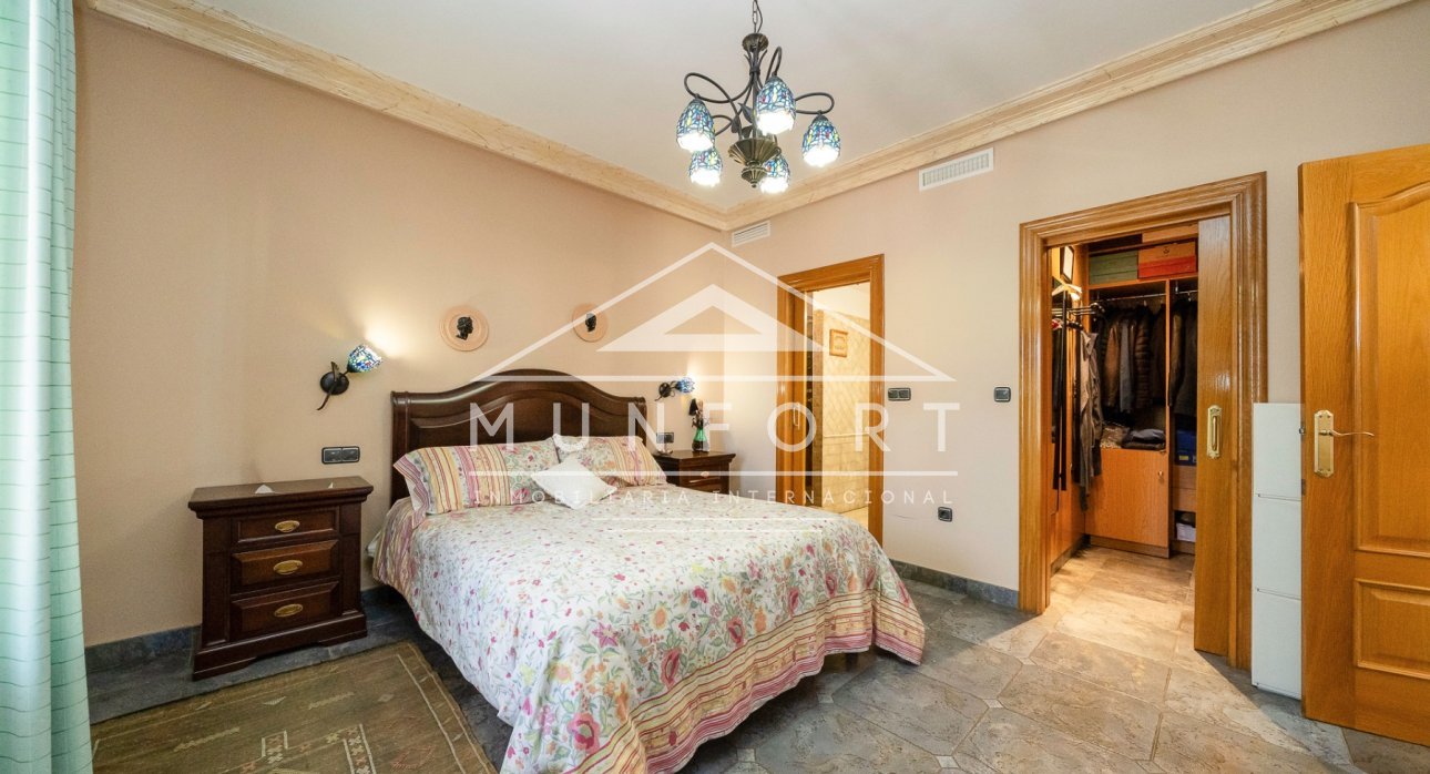 Herverkoop - Villa's -
San Javier