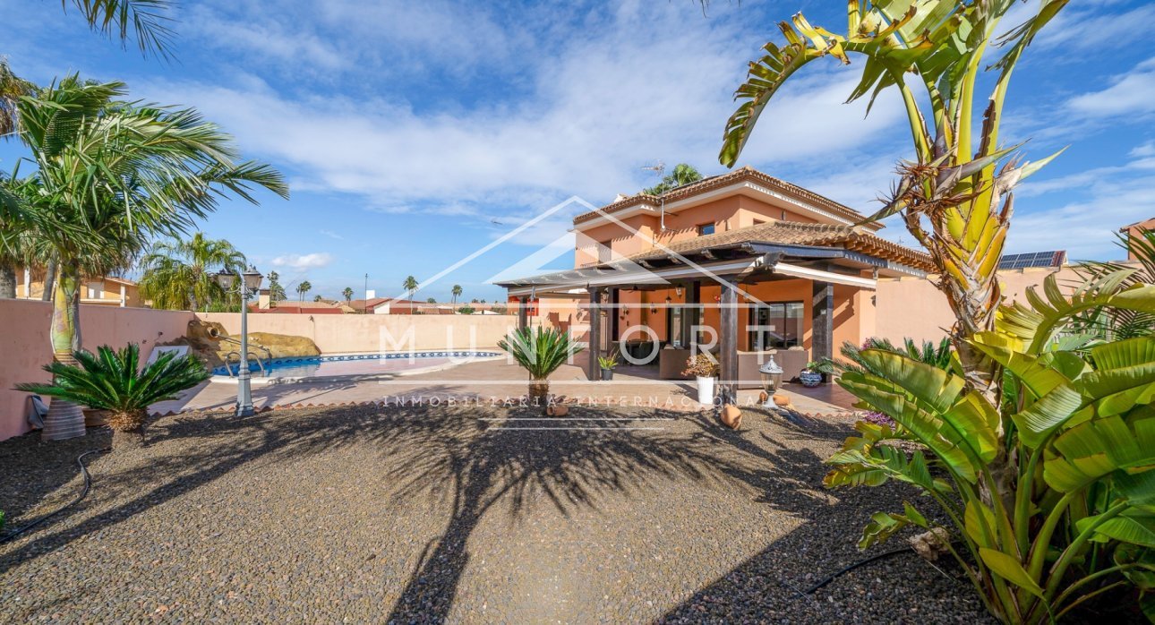 Herverkoop - Villa's -
San Javier