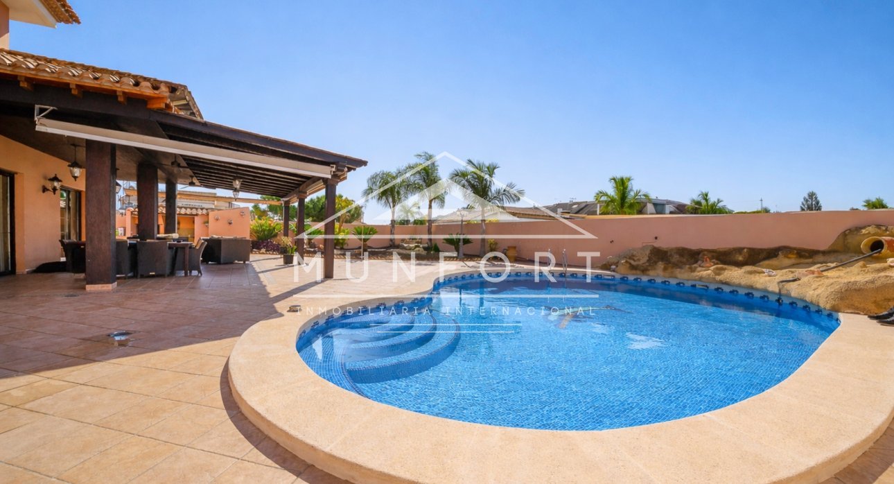 Herverkoop - Villa's -
San Javier