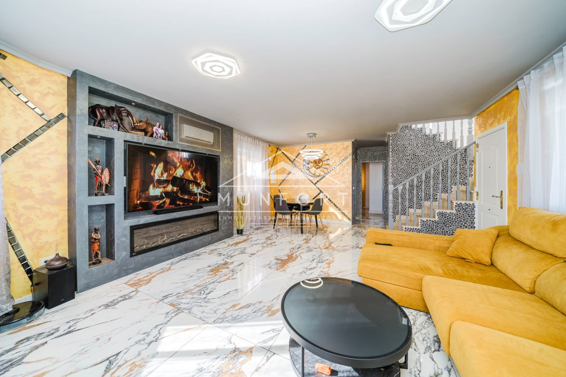 Herverkoop - Villa's -
San Miguel de Salinas - Ciudad de las Comunicaciones