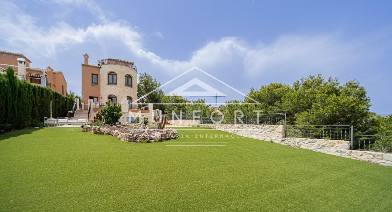 Herverkoop - Villa's -
San Miguel de Salinas