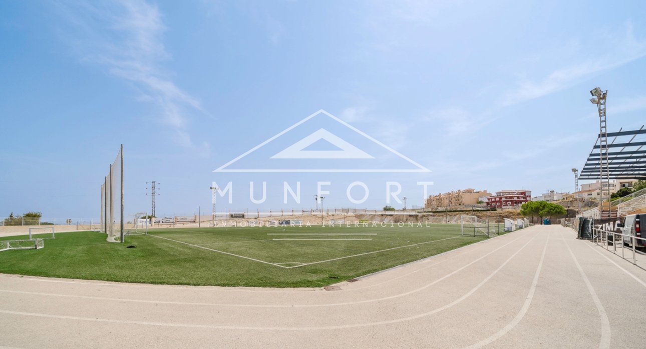 Herverkoop - Villa's -
San Miguel de Salinas