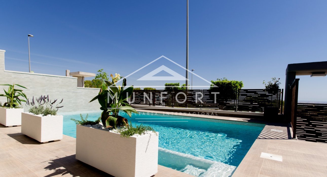 Herverkoop - Villa's -
San Miguel de Salinas