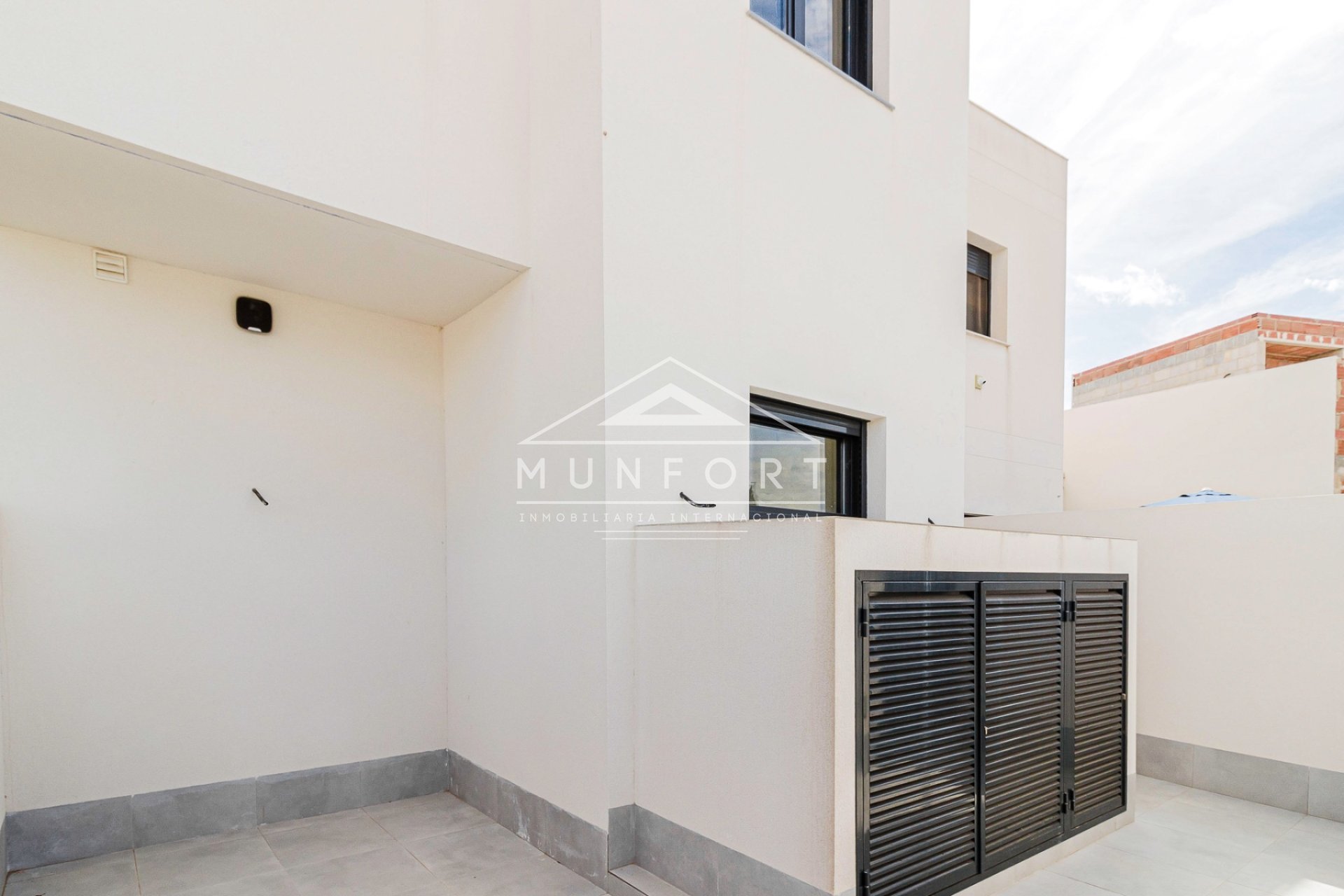 Herverkoop - Villa's -
San Pedro del Pinatar - Lo Pag&aacute;n