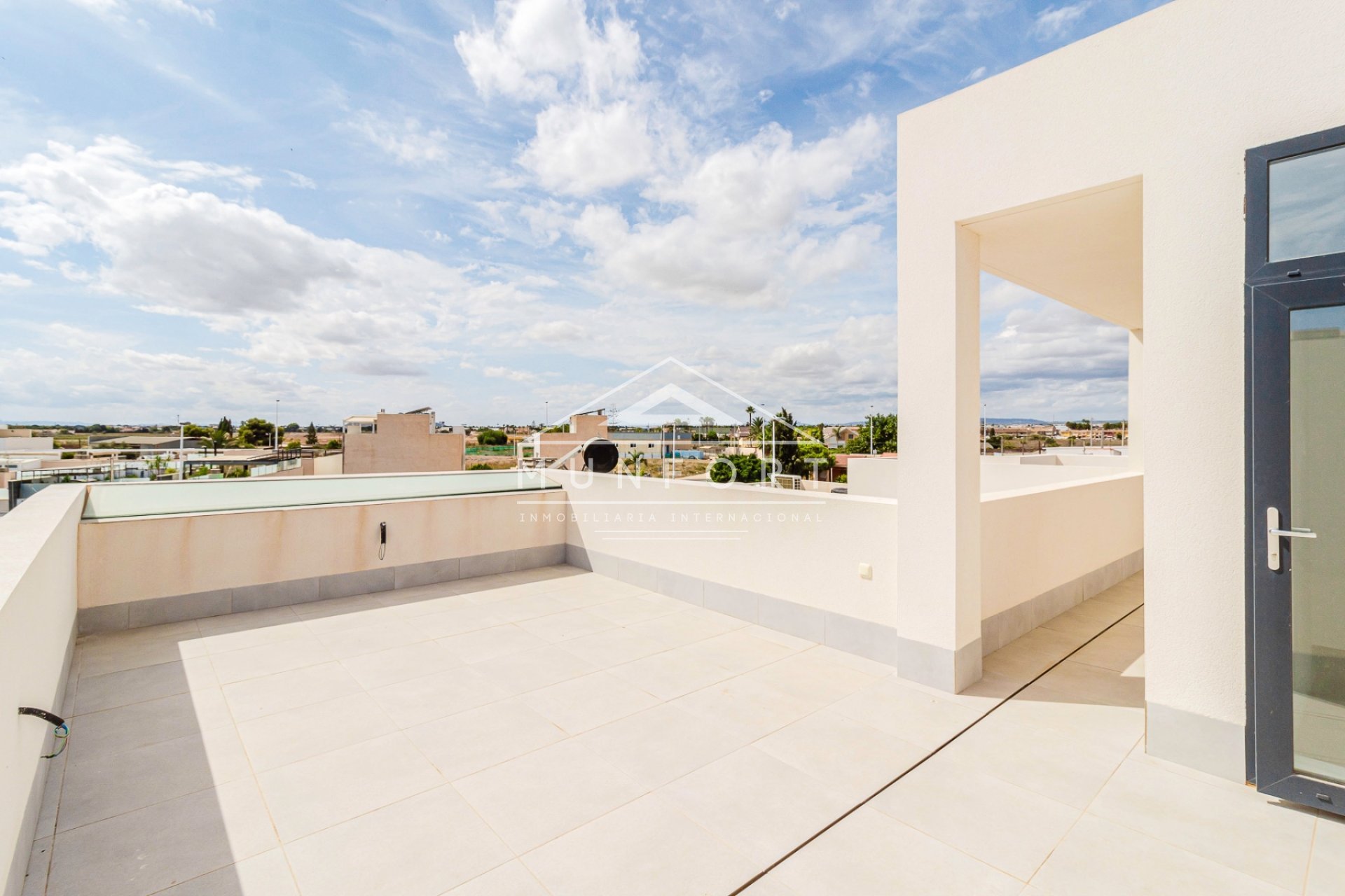 Herverkoop - Villa's -
San Pedro del Pinatar - Lo Pag&aacute;n
