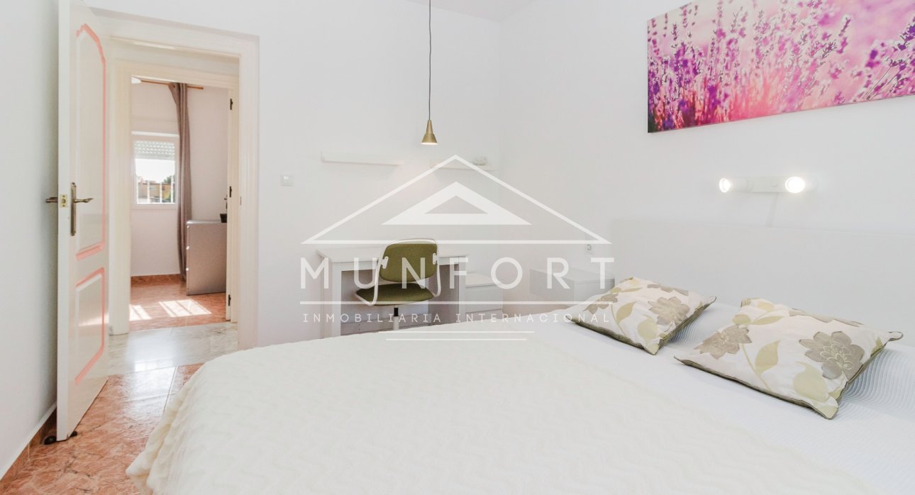 Herverkoop - Villa's -
Torrevieja - Aguas Nuevas - Torrevieja