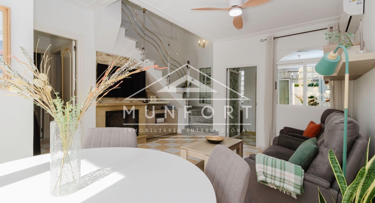 Herverkoop - Villa's -
Torrevieja - Aguas Nuevas - Torrevieja