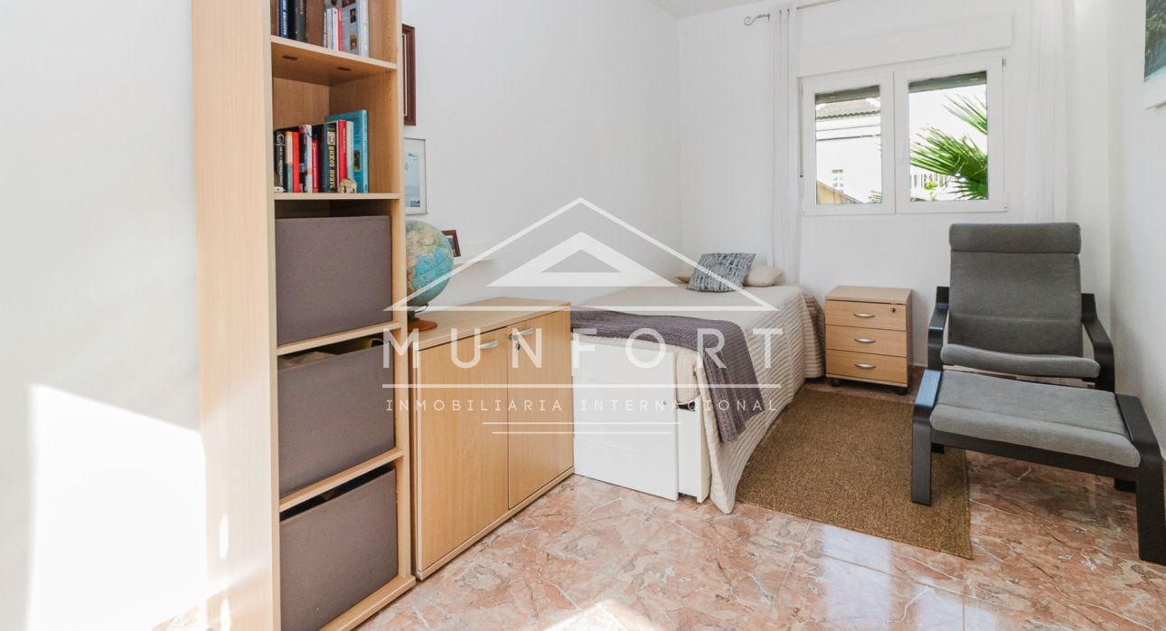 Herverkoop - Villa's -
Torrevieja - Aguas Nuevas - Torrevieja