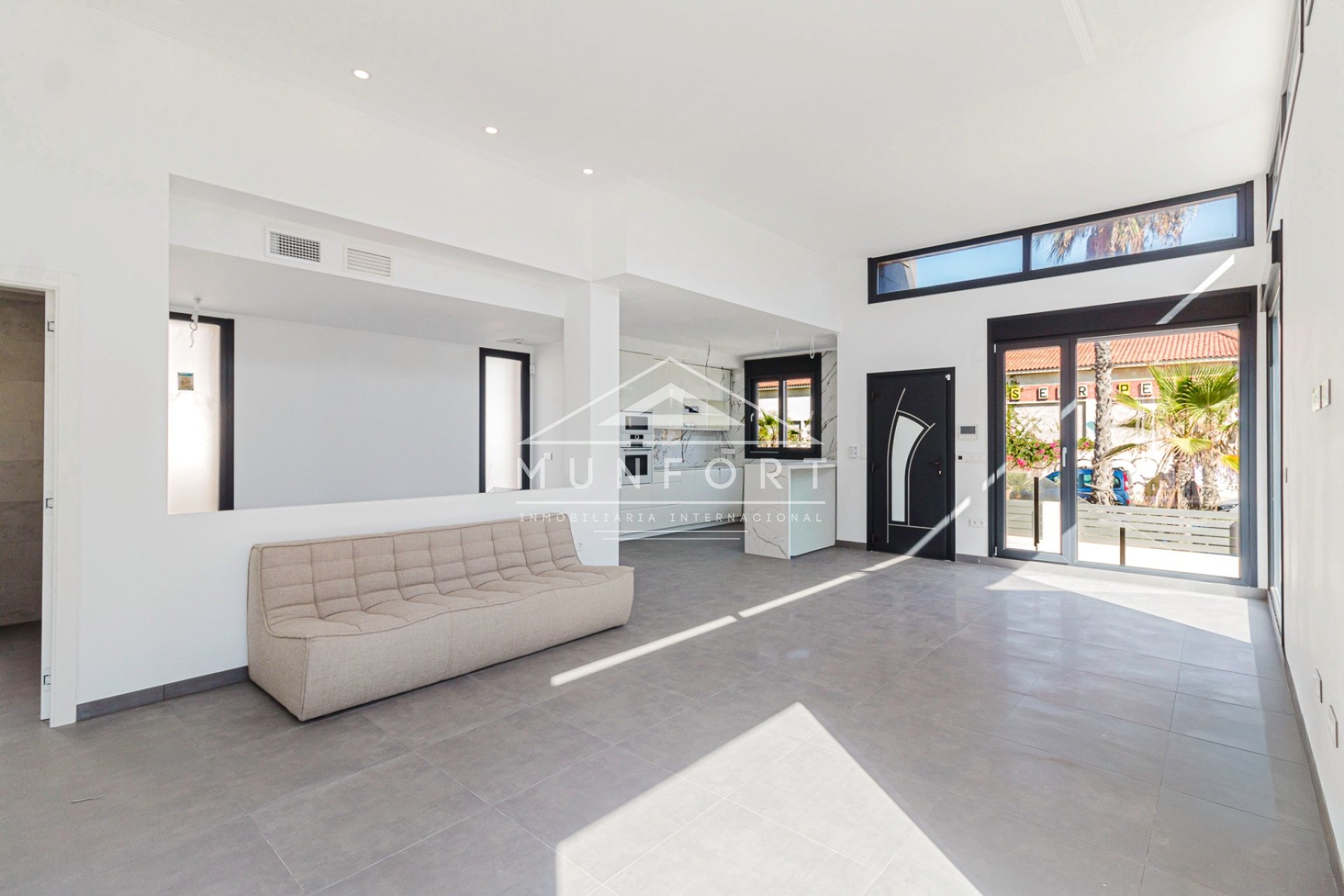 Herverkoop - Villa's -
Torrevieja - La Mata - Torrevieja