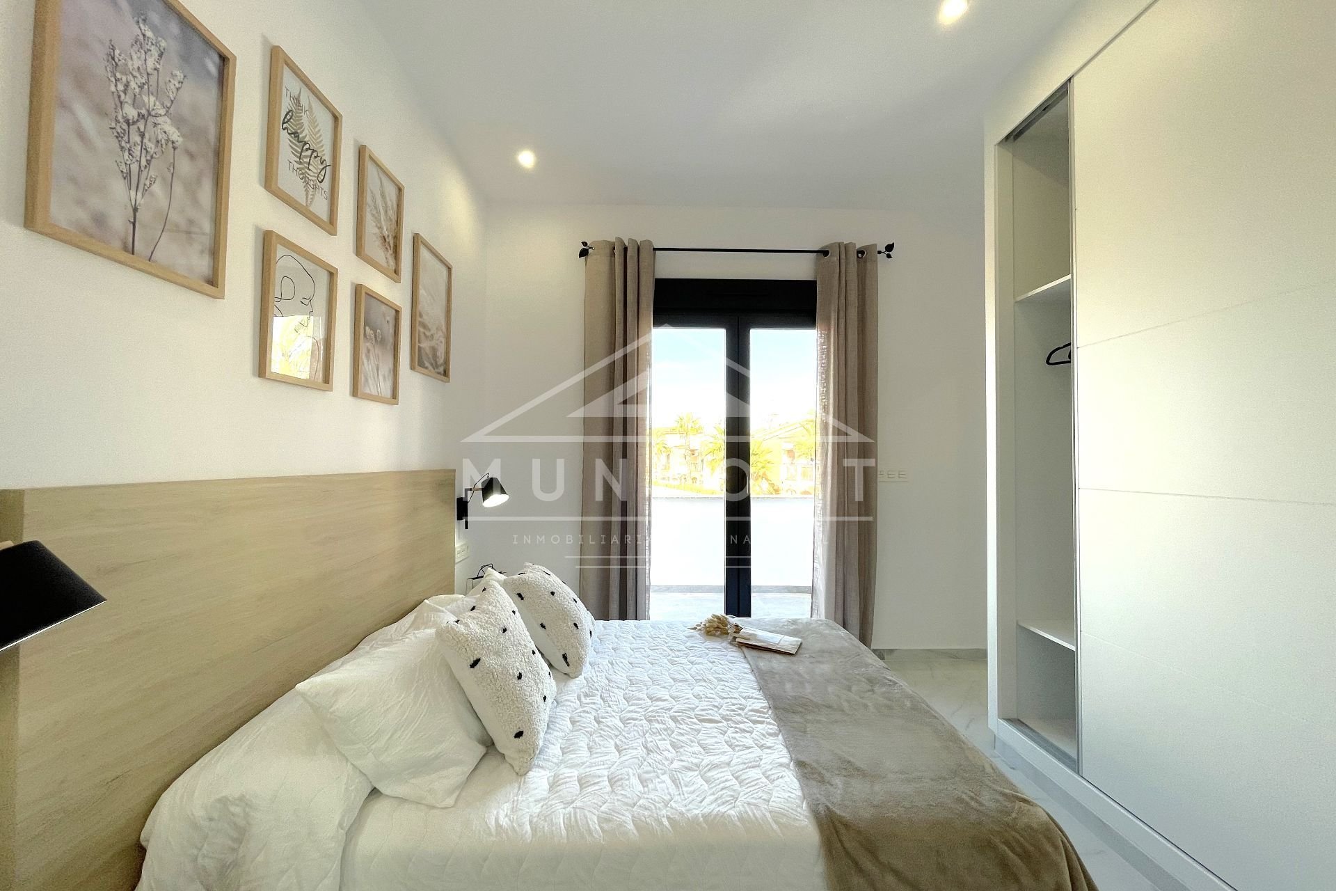 Herverkoop - Villa's -
Torrevieja - La Torreta - Torrevieja