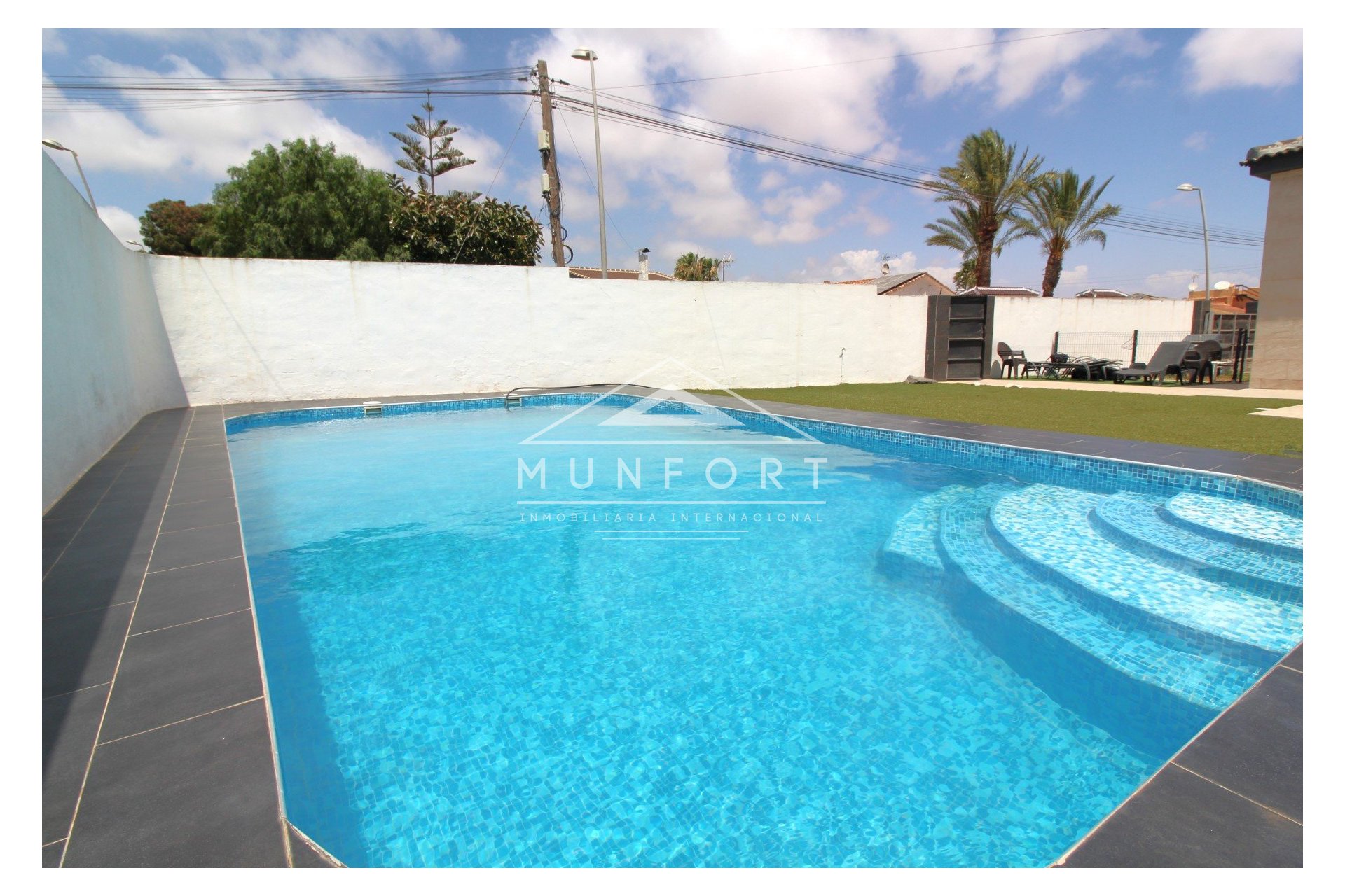 Herverkoop - Villa's -
Torrevieja - Los Balcones - Torrevieja