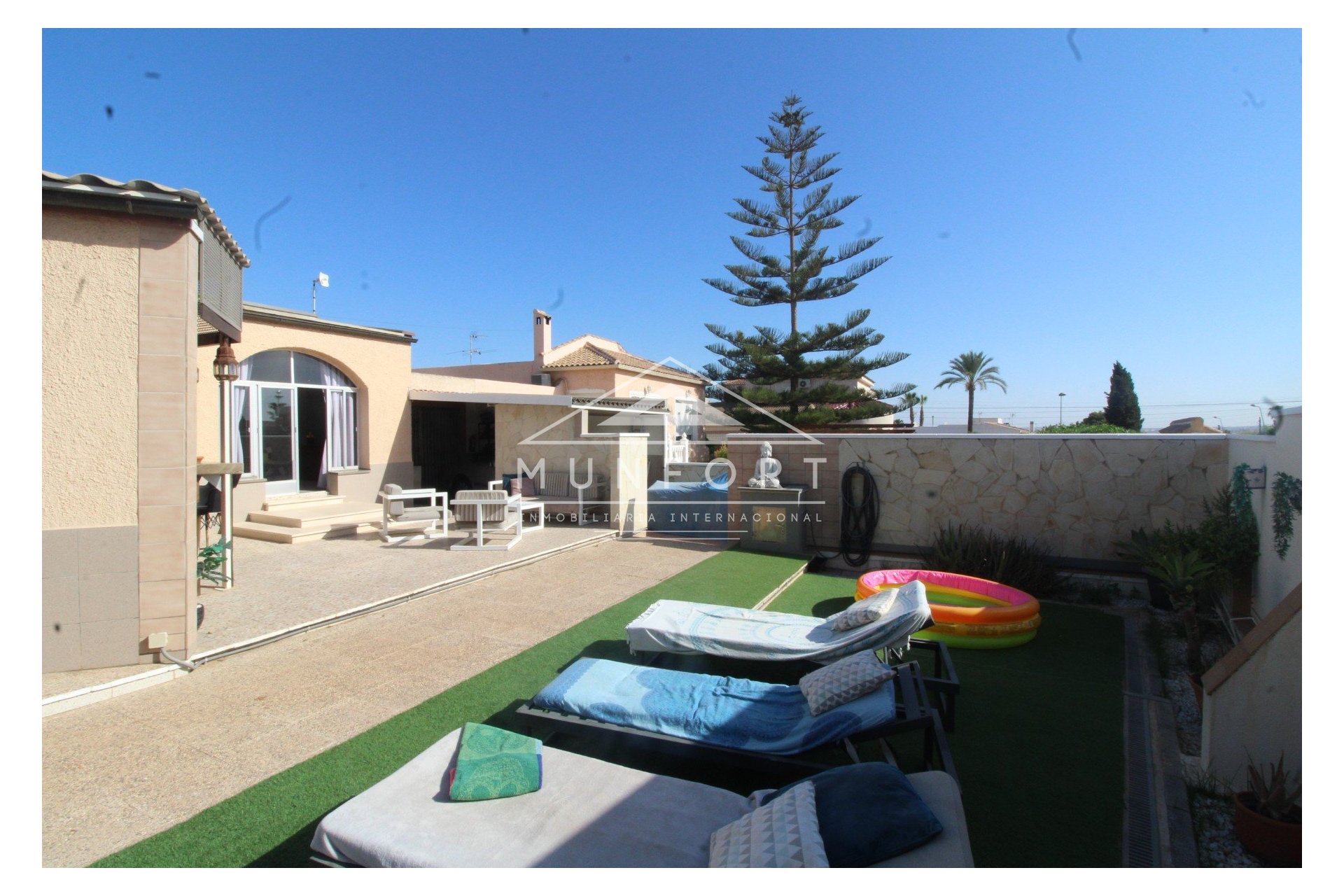 Herverkoop - Villa's -
Torrevieja - Los Balcones - Torrevieja