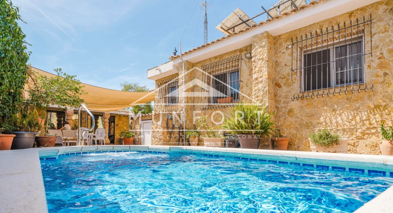 Herverkoop - Villa's -
Torrevieja - Los Balcones - Torrevieja