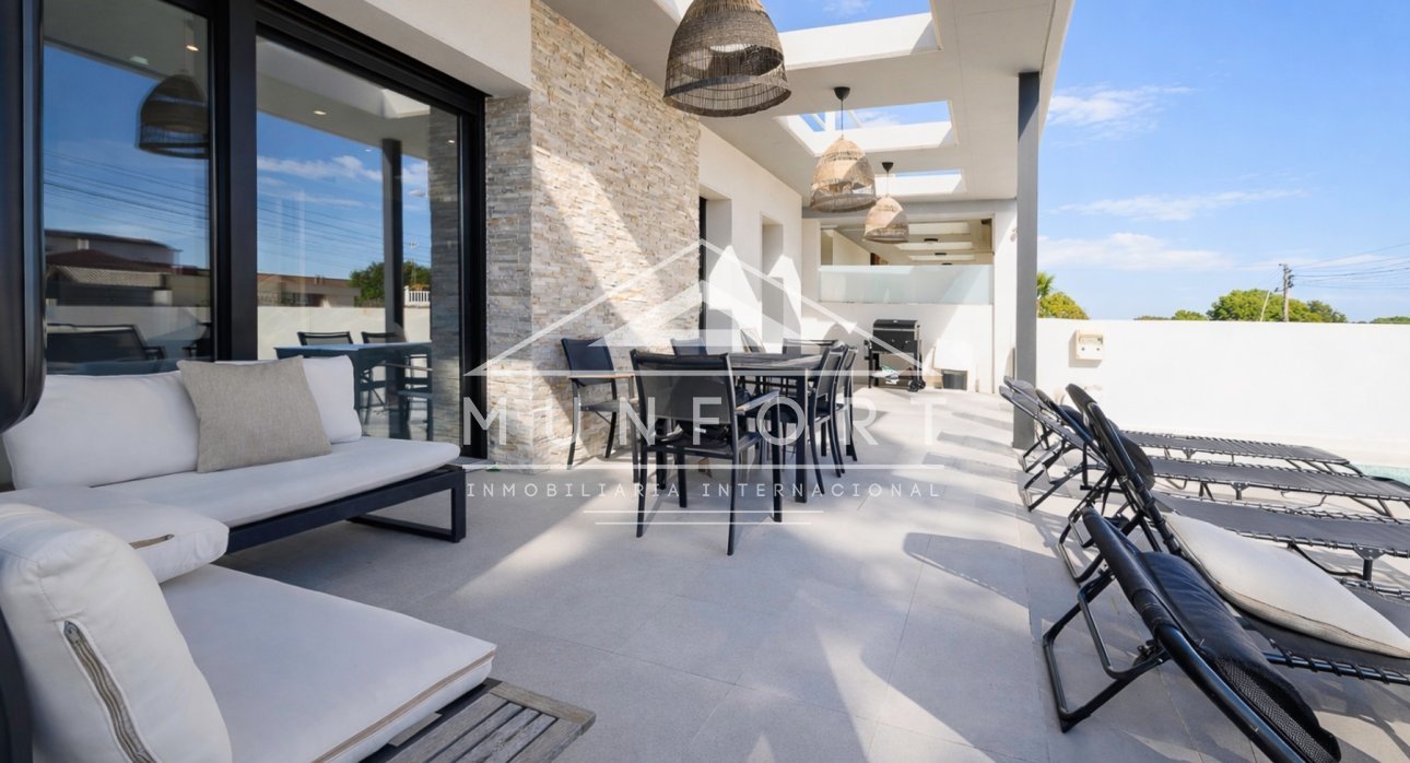 Herverkoop - Villa's -
Torrevieja - Los Balcones - Torrevieja