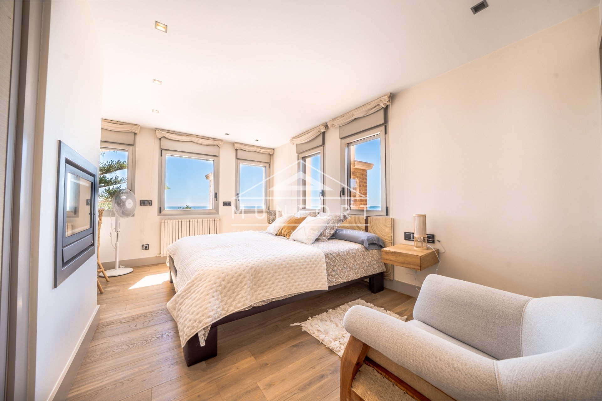 Kurzzeit-Vermietung - Luxusvillen -
Torrevieja - La Veleta - Torrevieja