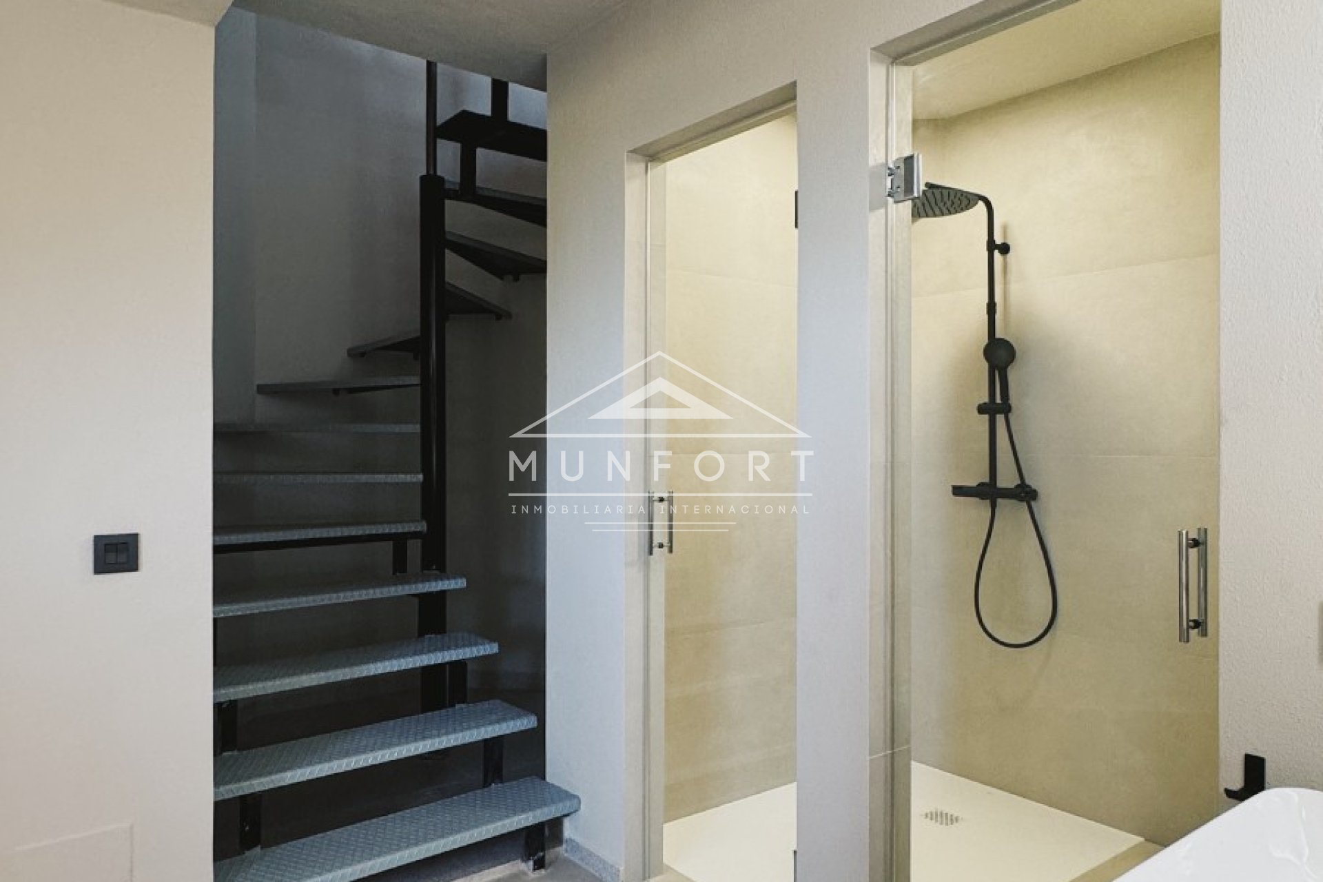 Lange Termijn Verhuur - Rijtjeshuizen -
Orihuela Costa - Dehesa de Campoamor