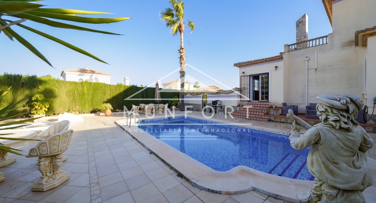 Lange Termijn Verhuur - Villa's -
Orihuela Costa - Las Ramblas Golf