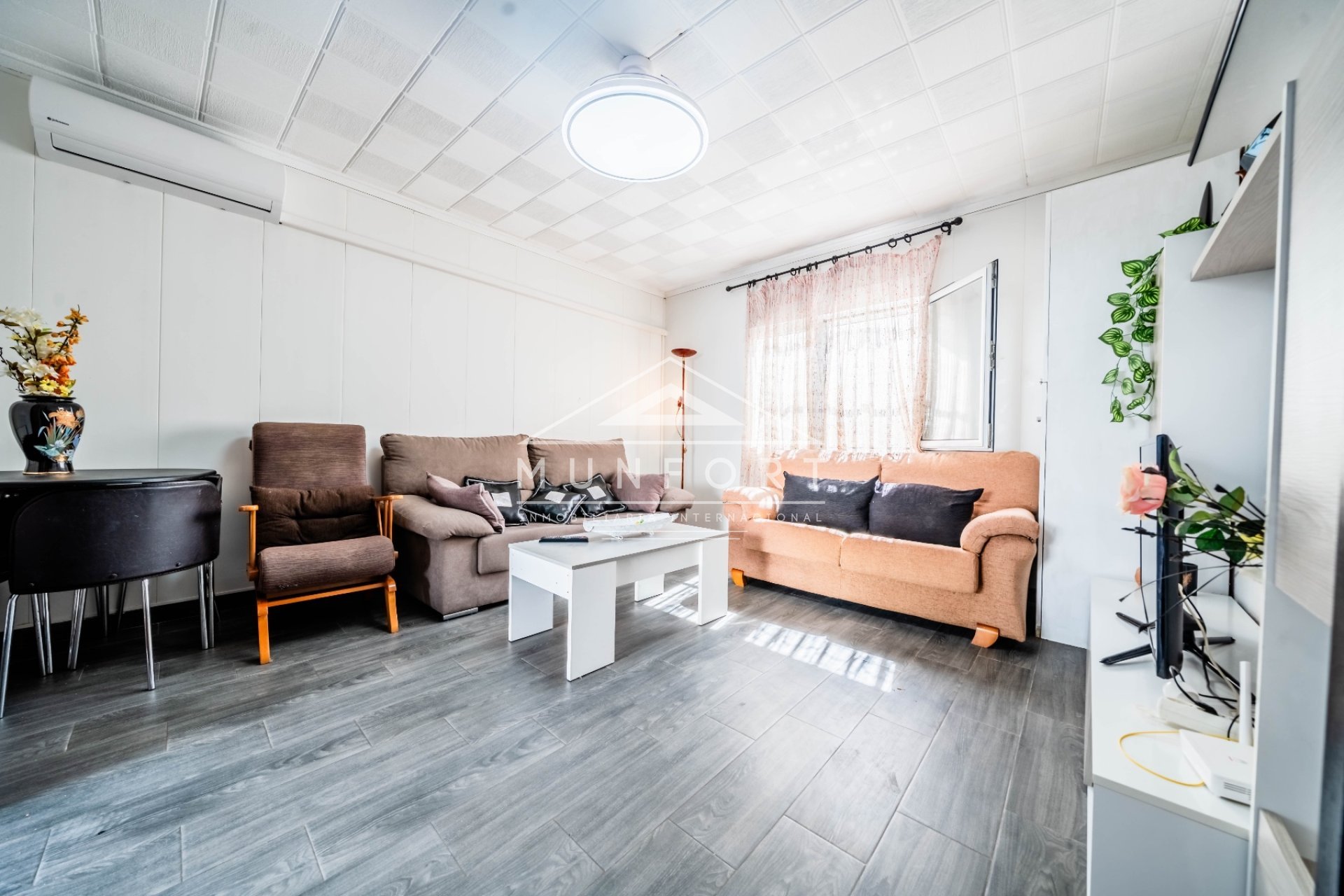 Långtidsuthyrning - Bungalows -
Pilar de la Horadada - Mil Palmeras