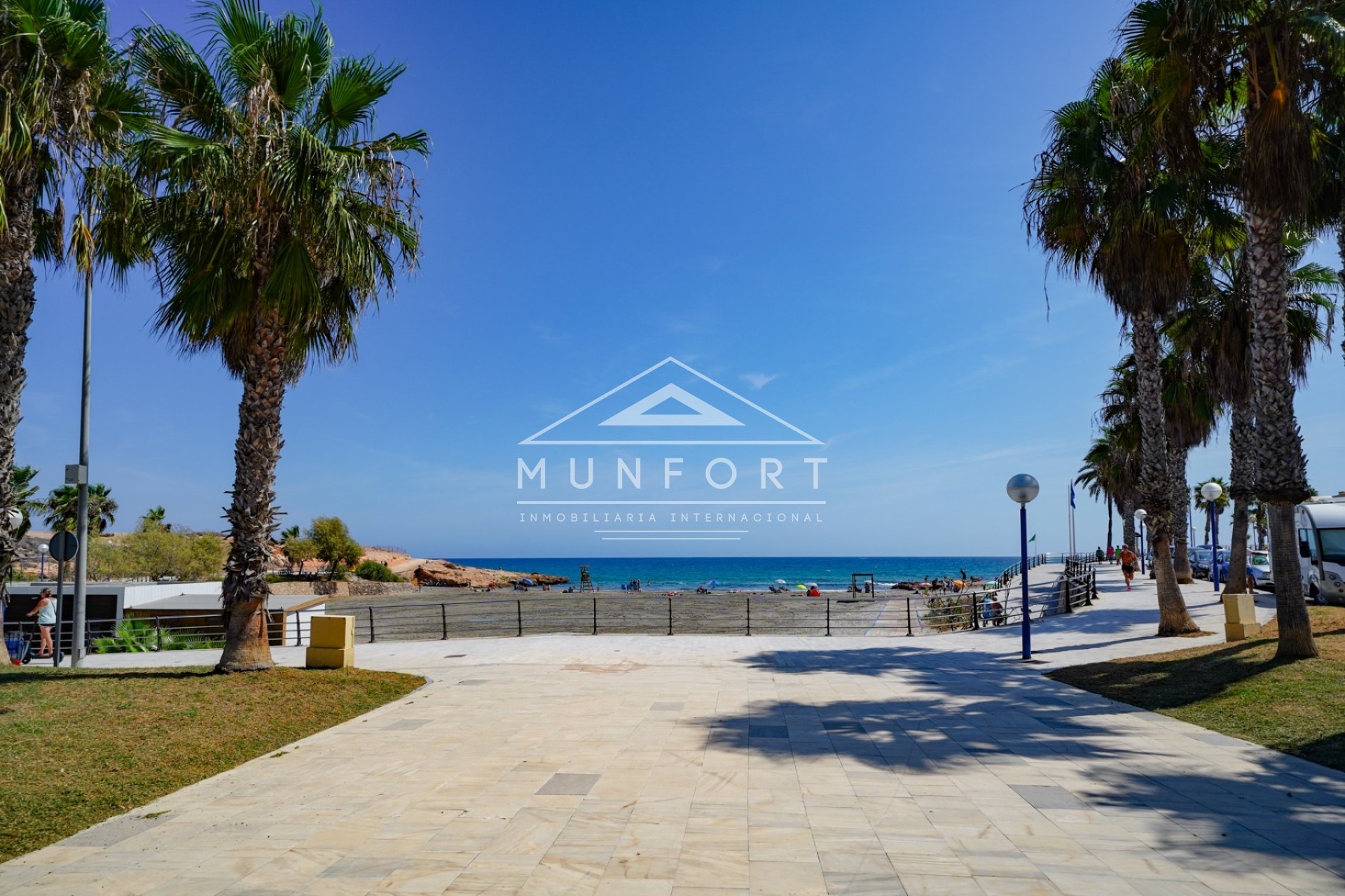 Långtidsuthyrning - Takvåningar -
Orihuela Costa - La Zenia