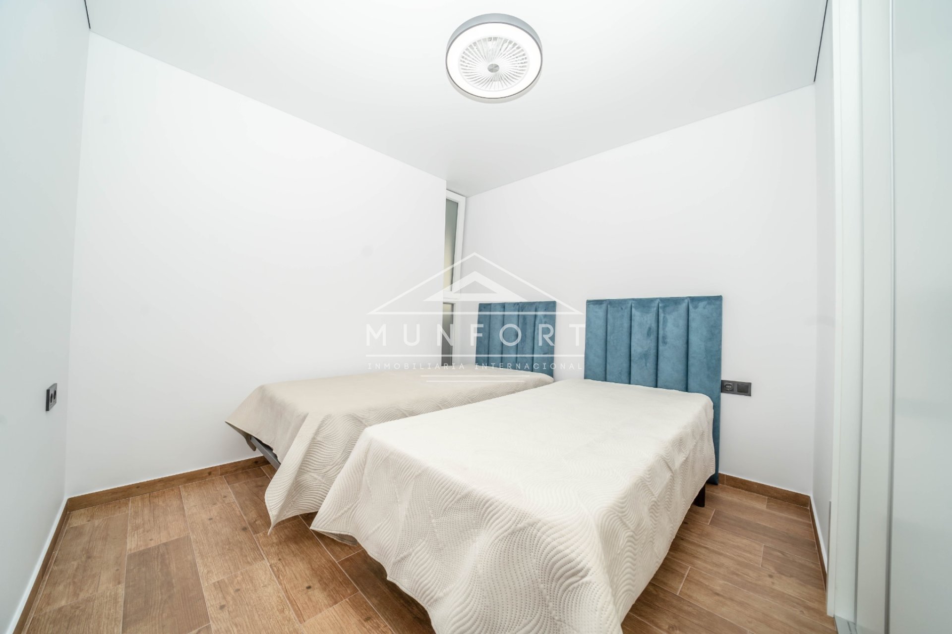 Location à long terme - Appartements -
Alcázares, Los