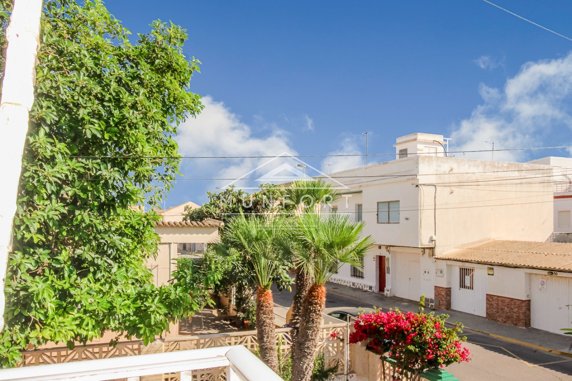 Location à long terme - Bungalows -
Los Urrutias