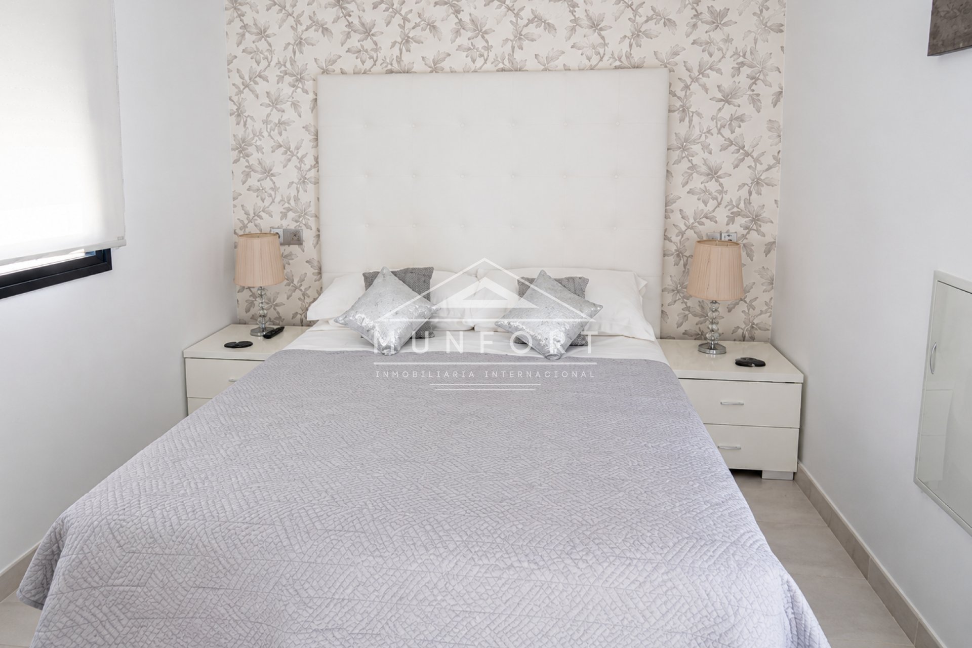 Location à long terme - Villas de luxe -
San Pedro del Pinatar - Lo Pag&aacute;n