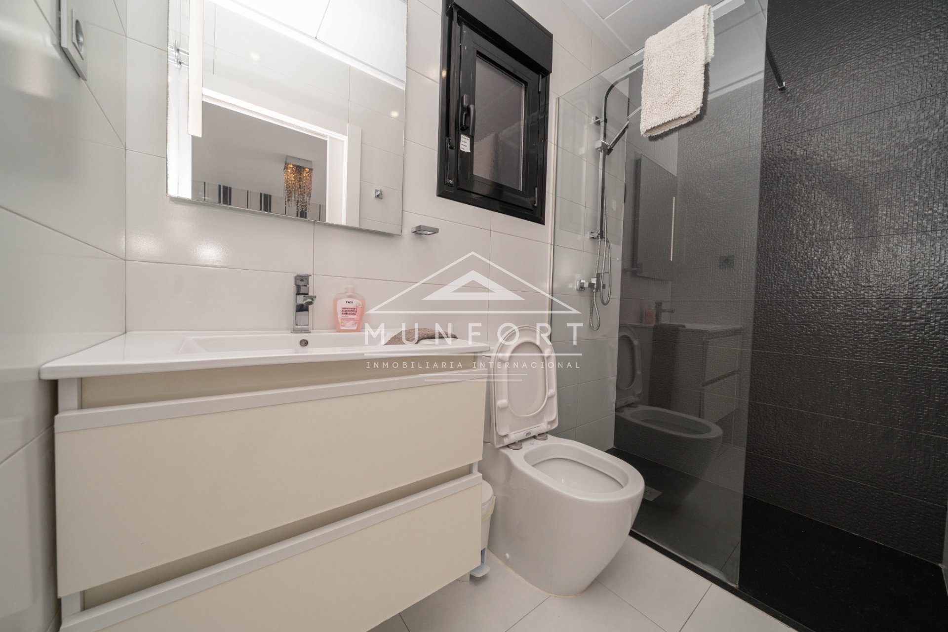 Location à long terme - Villas de luxe -
San Pedro del Pinatar - Lo Pag&aacute;n