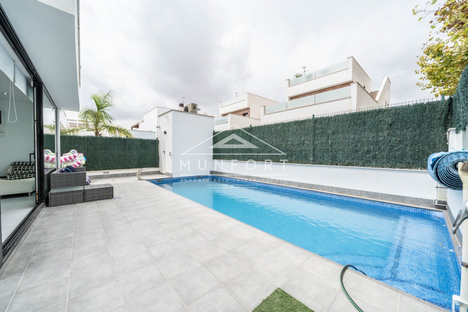 Location à long terme - Villas de luxe -
San Pedro del Pinatar - Lo Pag&aacute;n