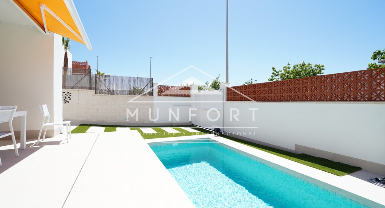 Location à long terme - Villas -
Pilar de la Horadada