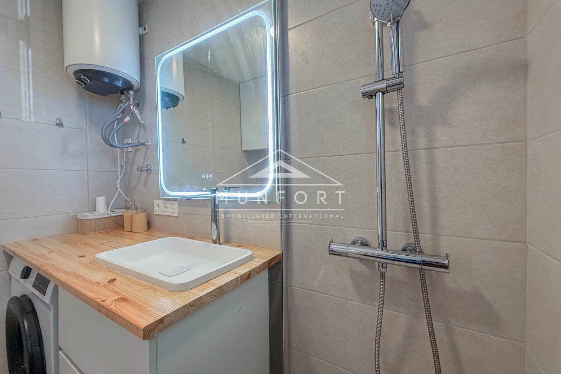 Long Term Rental - Apartments -
Pilar de la Horadada - Mil Palmeras