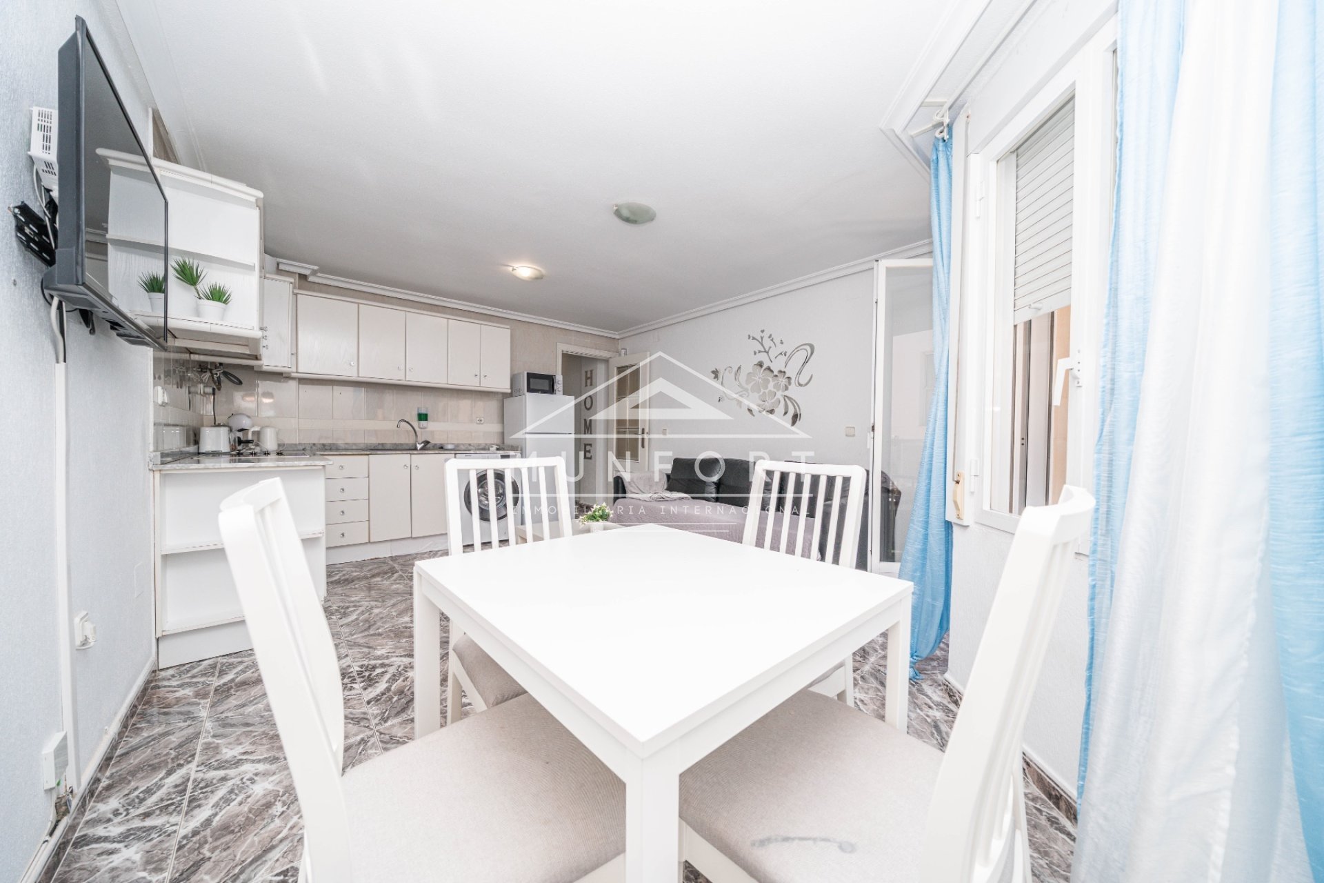 Long Term Rental - Apartments -
Torrevieja - Playa del Cura - Torrevieja